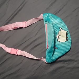 Rollerskate Pusheen Fannypack